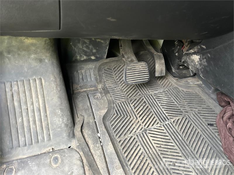 RAM 2500 Pro master Cargo Van Transporterek