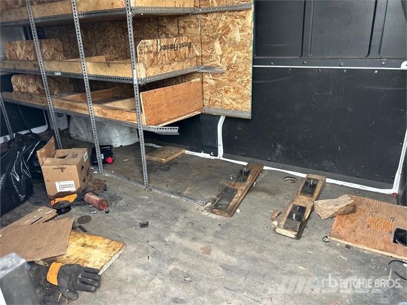 RAM 2500 Pro master Cargo Van Transporterek