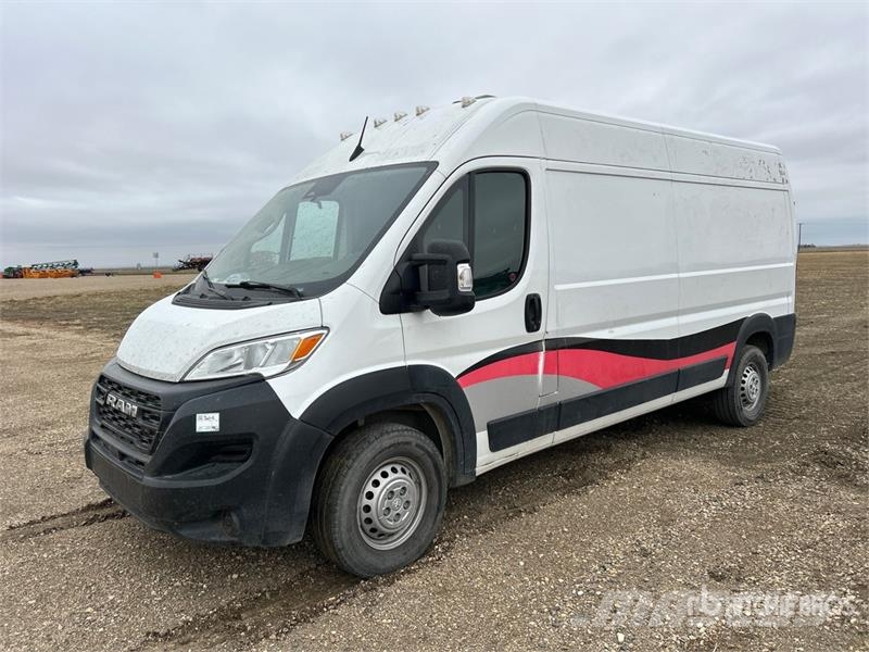 RAM 2500 Pro master Cargo Van Transporterek