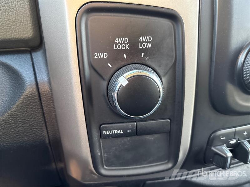 RAM 2500 SLT 4x4 Crew Cab Pickup Furgoni altro