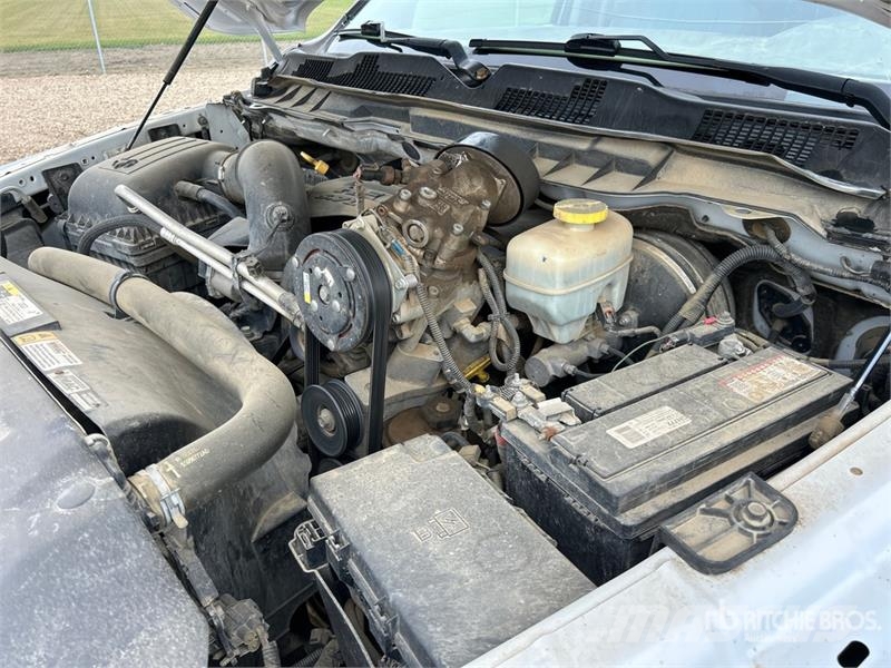 RAM 2500 SLT 4x4 Crew Cab Pickup Furgoni altro