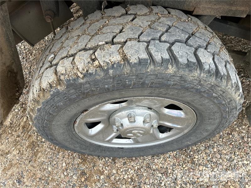 RAM 2500 SLT 4x4 Crew Cab Pickup Furgoni altro