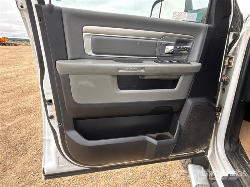 RAM 2500 SLT 4x4 Crew Cab Pickup Other