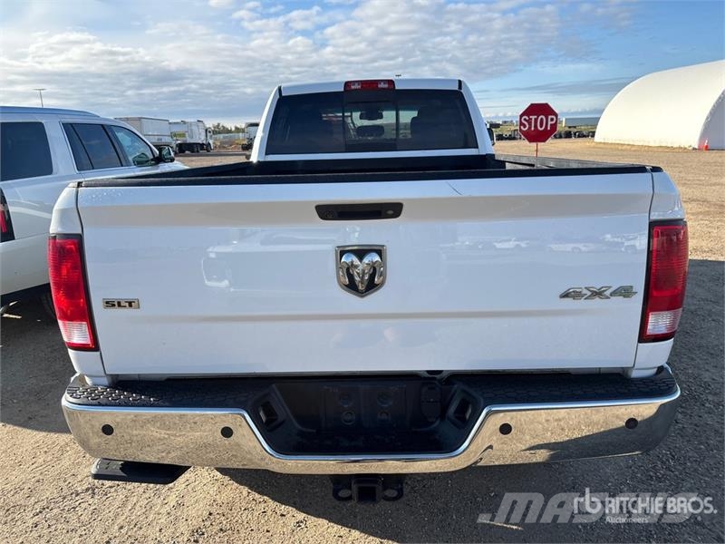 RAM 2500 SLT 4x4 Crew Cab Pickup Furgoni altro