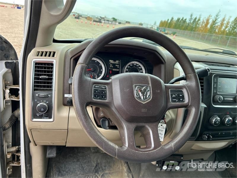 RAM 2500 SLT 4x4 Crew Cab Pickup Furgoni altro