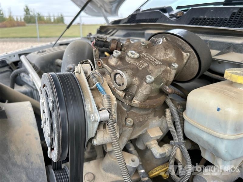 RAM 2500 SLT 4x4 Crew Cab Pickup Furgoni altro