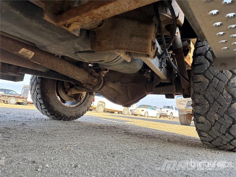 RAM 2500 SLT 4x4 Crew Cab Pickup Furgoni altro