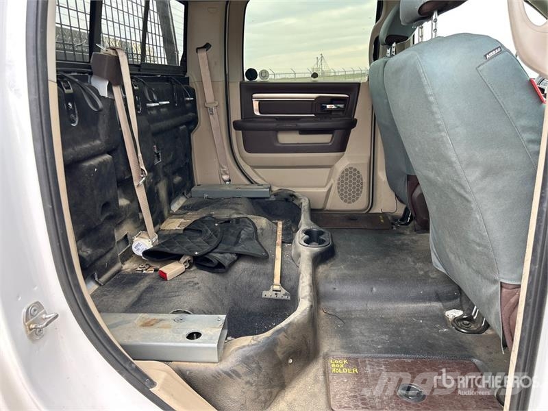 RAM 2500 SLT 4x4 Crew Cab Pickup Furgoni altro