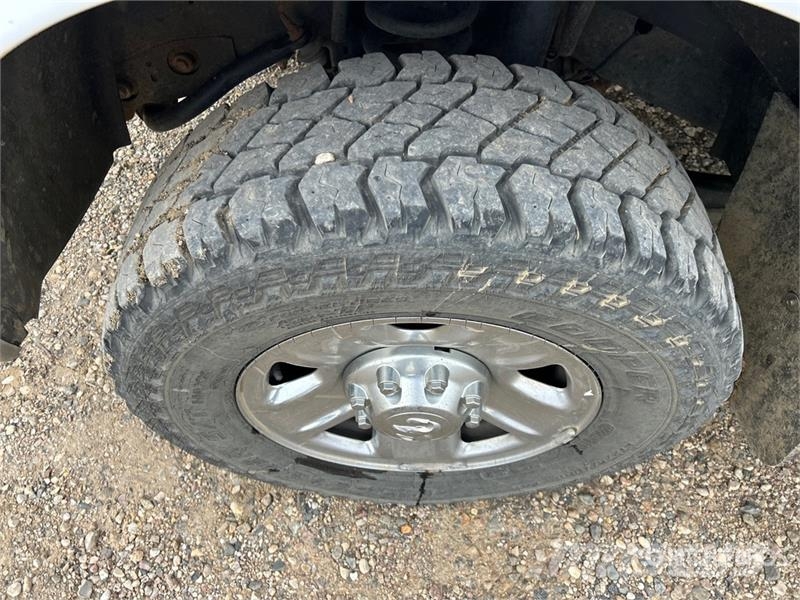 RAM 2500 SLT 4x4 Crew Cab Pickup Furgoni altro