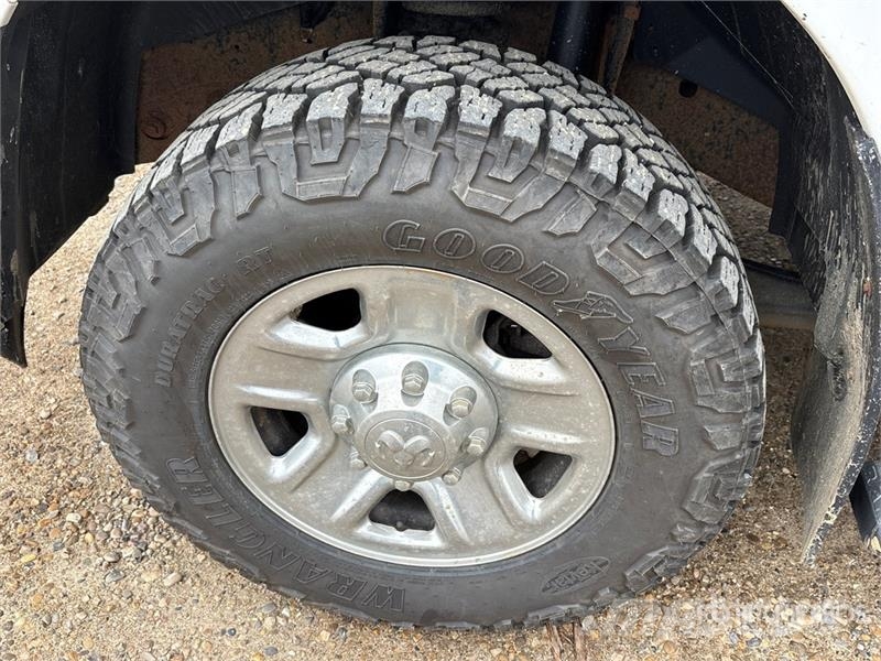 RAM 2500 SLT 4x4 Crew Cab Pickup Other