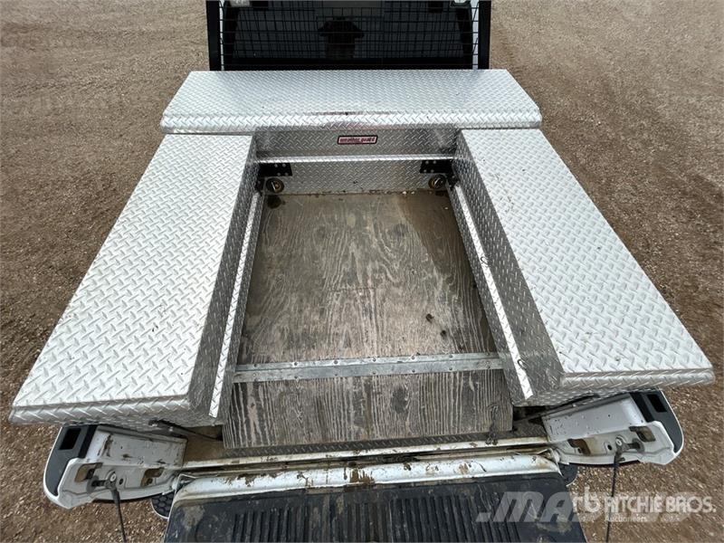 RAM 2500 SLT 4x4 Crew Cab Pickup Furgoni altro