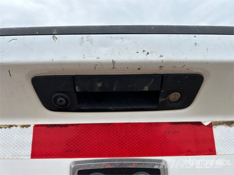 RAM 2500 SLT 4x4 Crew Cab Pickup Furgoni altro