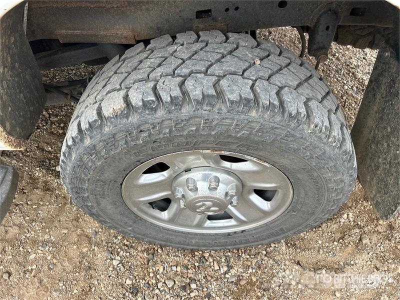 RAM 2500 SLT 4x4 Crew Cab Pickup Furgoni altro