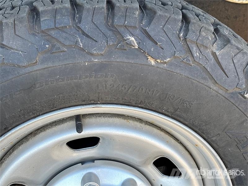 RAM 2500 ST 4x4 Pickup Egyéb