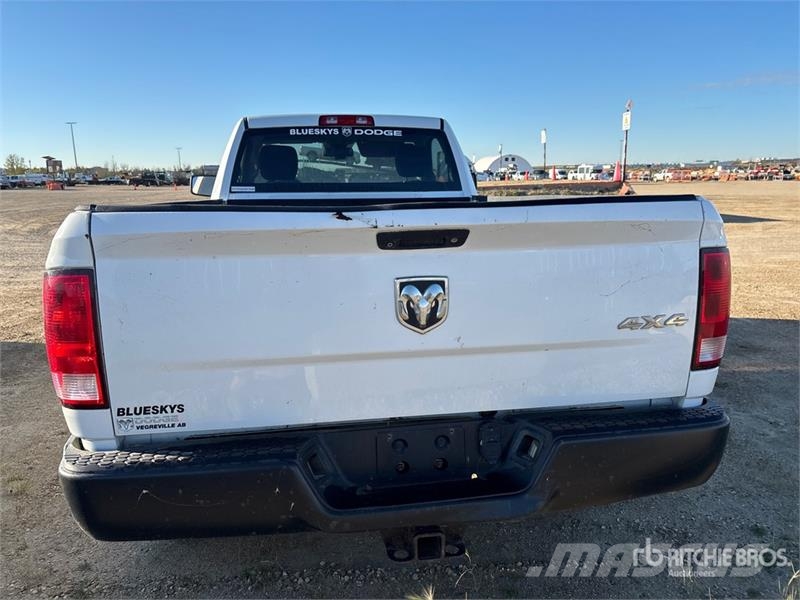 RAM 2500 ST 4x4 Pickup Egyéb
