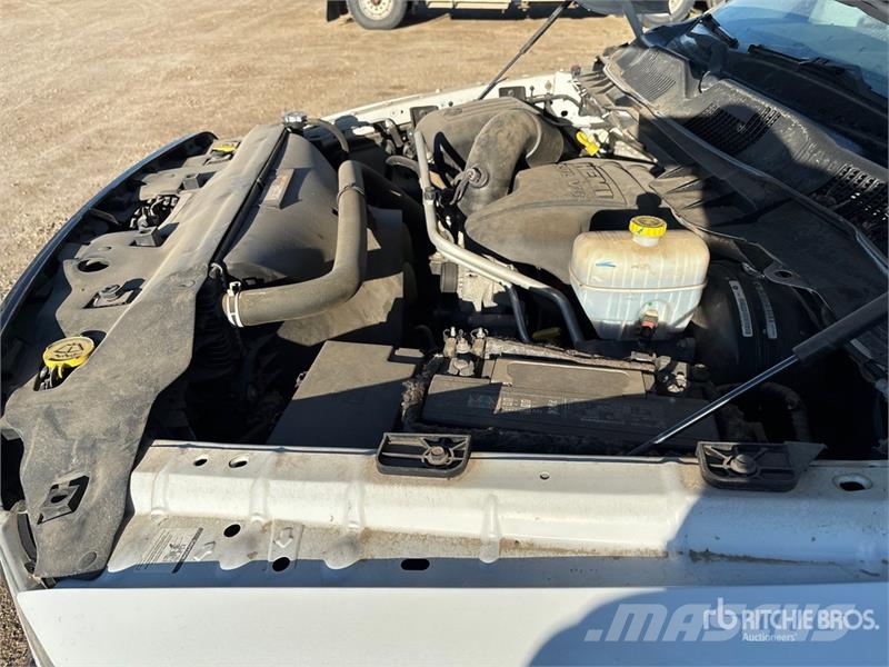 RAM 2500 ST 4x4 Pickup Egyéb