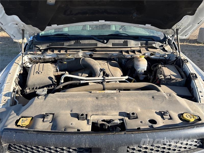 RAM 2500 ST 4x4 Pickup Egyéb