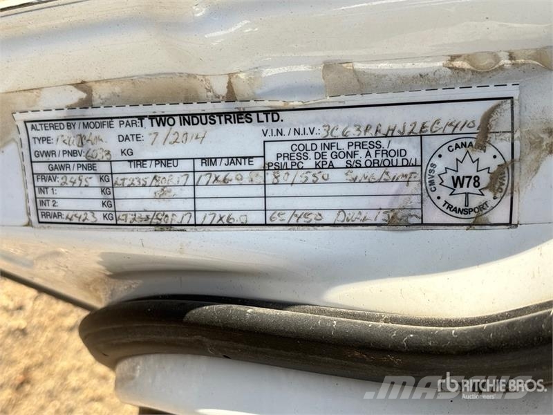 RAM 3500 Pritschenwagen/Pritschenwagen mit Seitenklappe