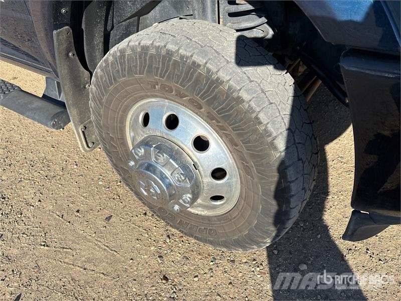 RAM 3500 Прочие фургоны