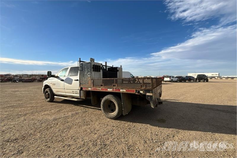 RAM 3500 4x4 Crew Cab Flatbed Truck Flatbed / Dropside trucks