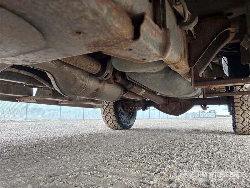 RAM 3500 4x4 Crew Cab Pickup Diger