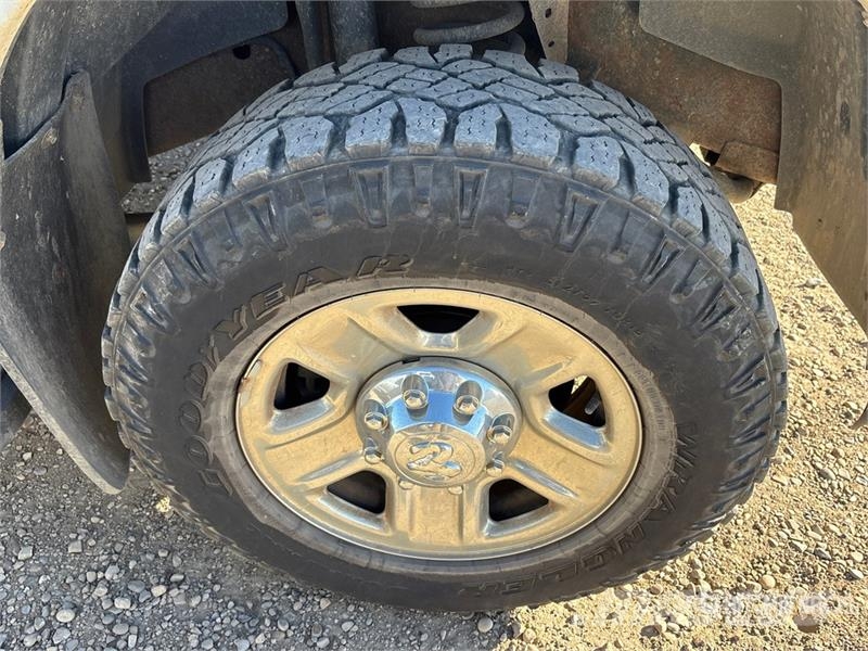 RAM 3500 4x4 Crew Cab Pickup Прочие фургоны