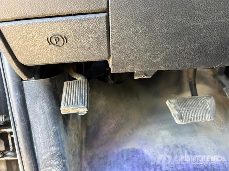 RAM 3500 4x4 Crew Cab Pickup Прочие фургоны