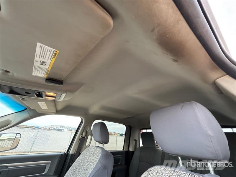 RAM 3500 4x4 Crew Cab Pickup Diger