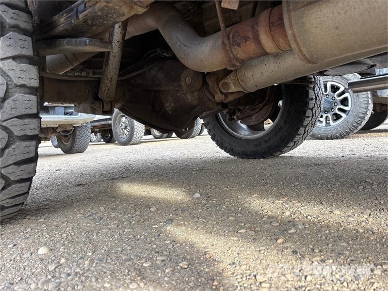RAM 3500 4x4 Crew Cab Pickup Inne