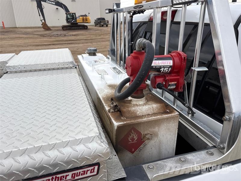 RAM 3500 4x4 Crew Cab Pickup Diger