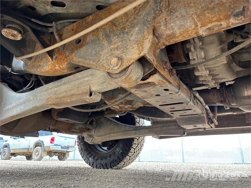 RAM 3500 4x4 Crew Cab Pickup Diger