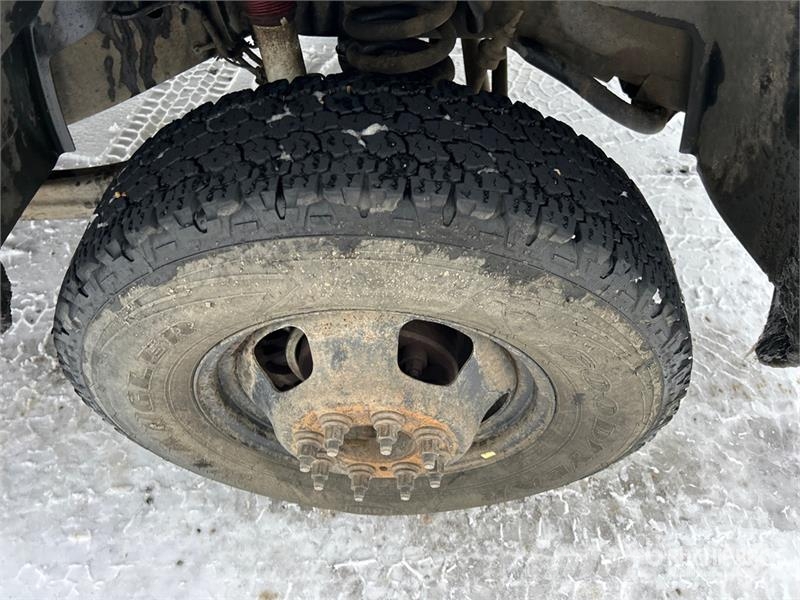 RAM 3500 4x4 Flatbed Truck Бордови