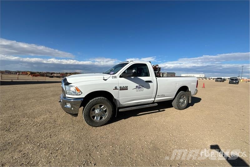 RAM 3500 4x4 Pickup Ostalo