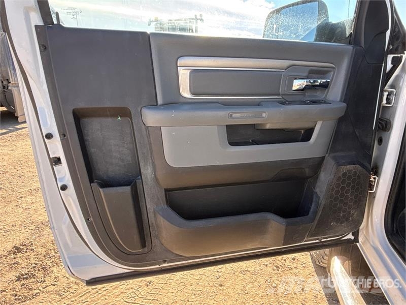 RAM 3500 4x4 Pickup Ostalo