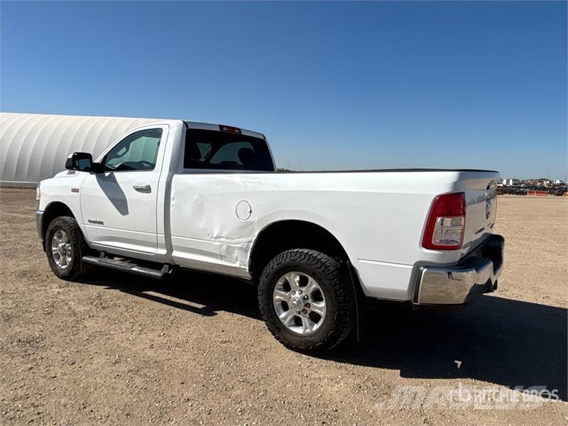 RAM 3500 4x4 Pickup Andre