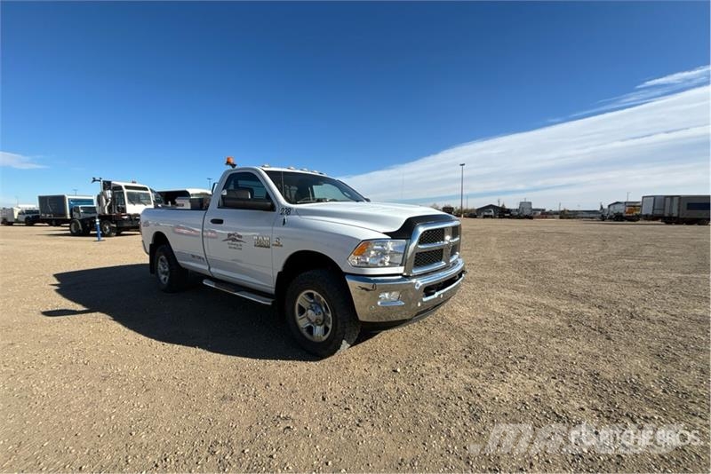 RAM 3500 4x4 Pickup Ostalo