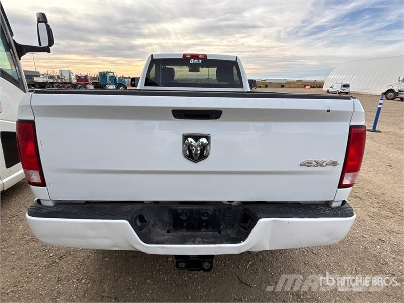 RAM 3500 4x4 Pickup Muu