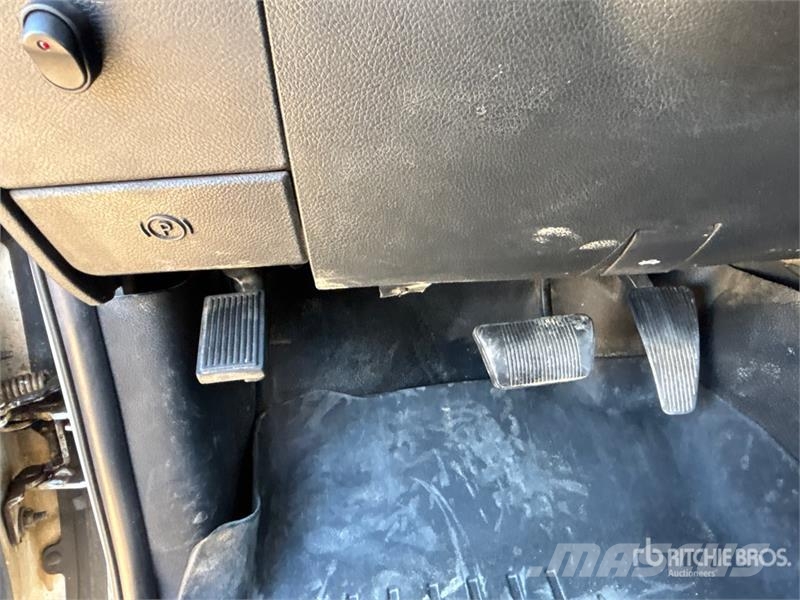 RAM 3500 4x4 Pickup Ostalo