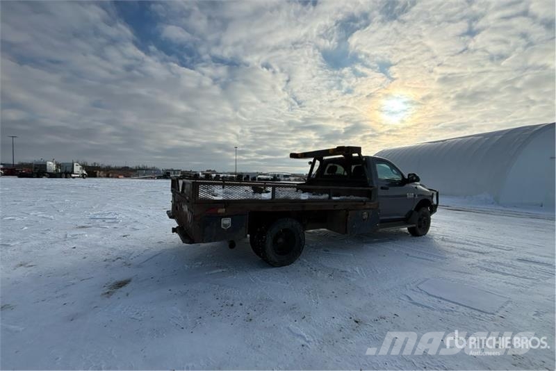 RAM 3500 Heavy Duty Planbiler