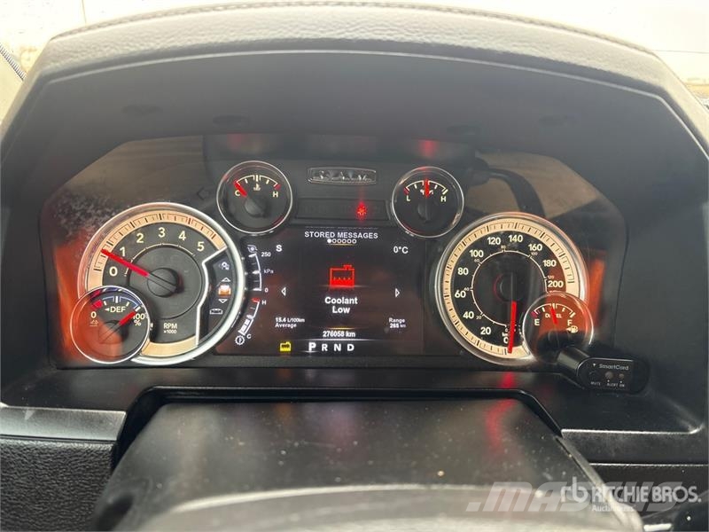 RAM 3500 Laramie 4x4 Crew Cab Pickup Autre fourgon / utilitaire
