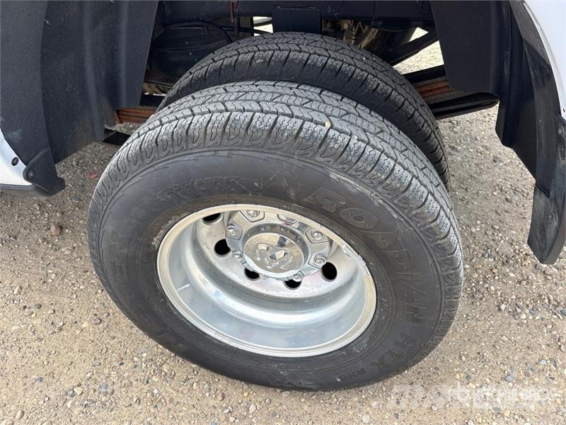 RAM 3500 Laramie 4x4 Crew Cab Pickup Інше
