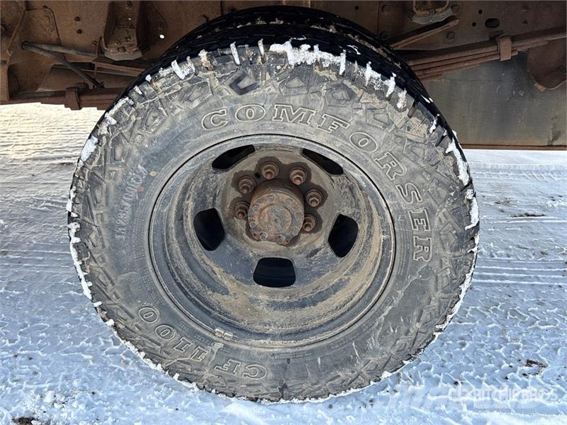 RAM 3500HD 4x4 Flatbed Truck Lava-kuorma-autot