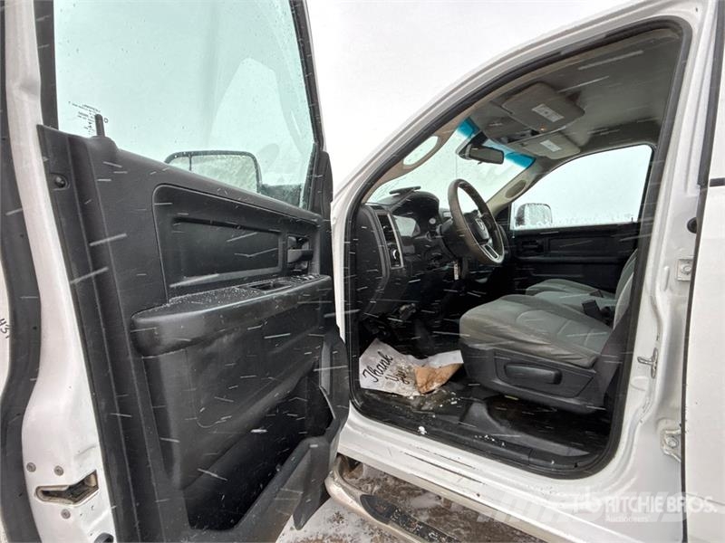 RAM 5500 Kabine i unutrašnjost
