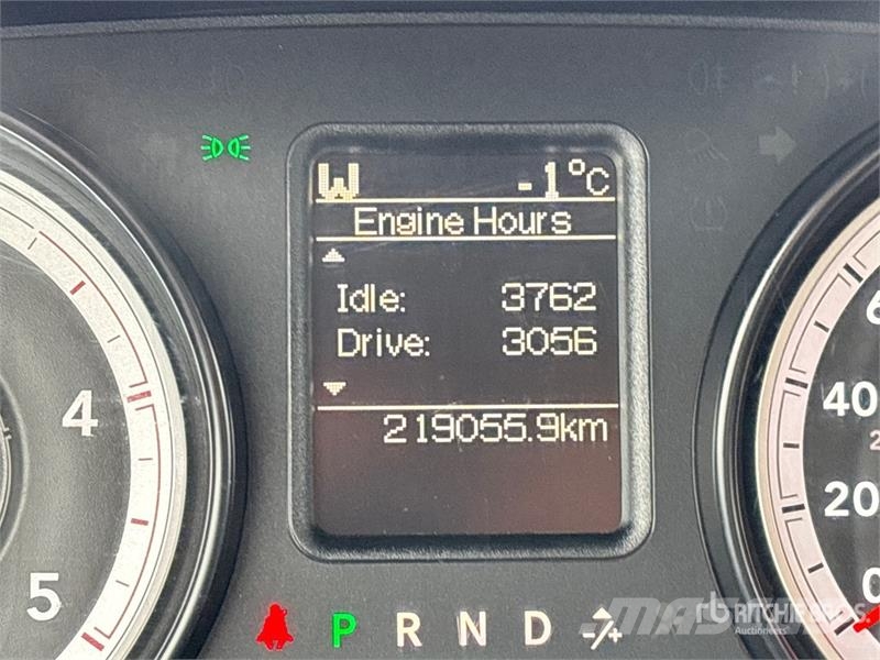 RAM 5500 Kamioni sa otvorenim sandukom