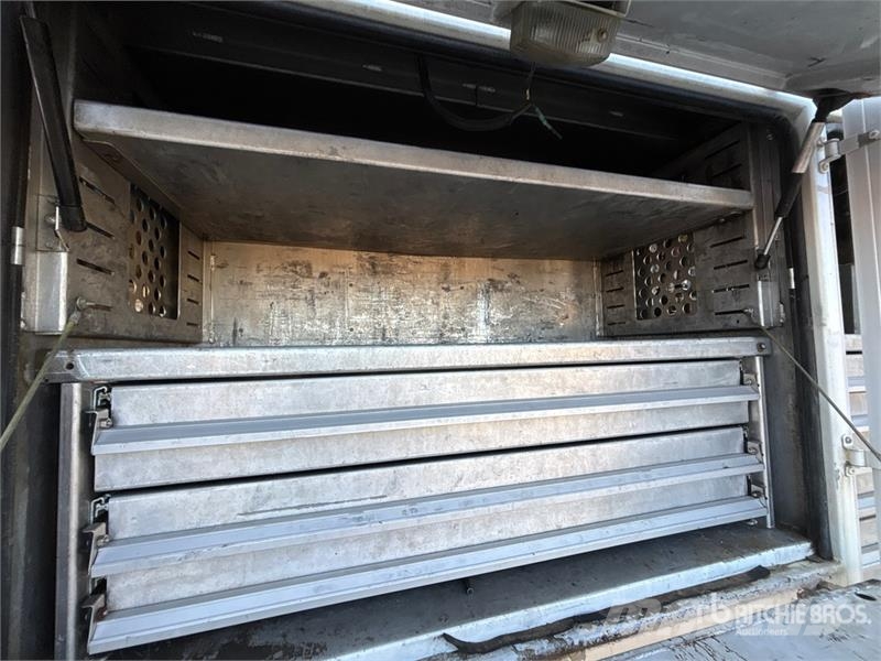 RAM 5500 多目的/汎用車両