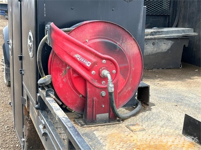 RAM 5500 Platós / Ponyvás teherautók
