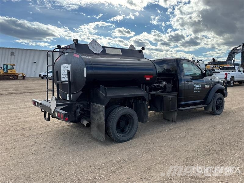 RAM 5500 3000 L 4x4 Pressure Truck Andere Fahrzeuge