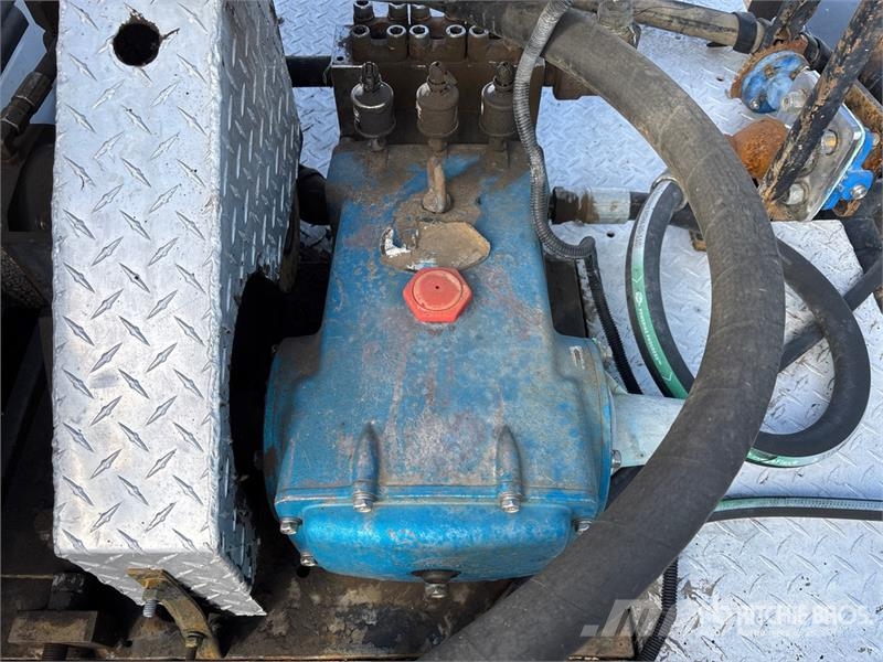RAM 5500 4000 L 4x4 Pressure Truck Andere Fahrzeuge