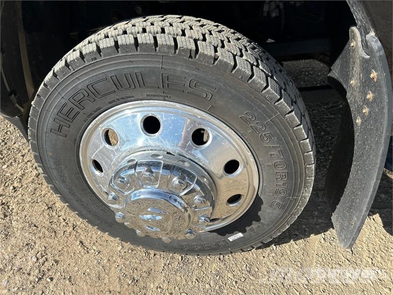 RAM 5500 Limited 4x4 Crew Cab Dump Truck Savivarčių priekabų vilkikai