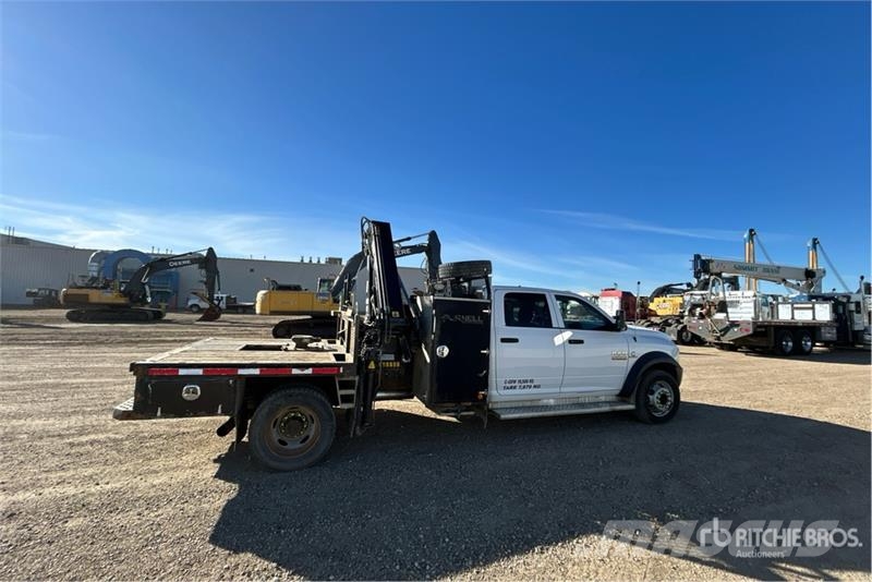 RAM Hiab 077ES4CLX 2800 kg Knuckle Boom on  Ram 5500 4 شاحنات الرافعات